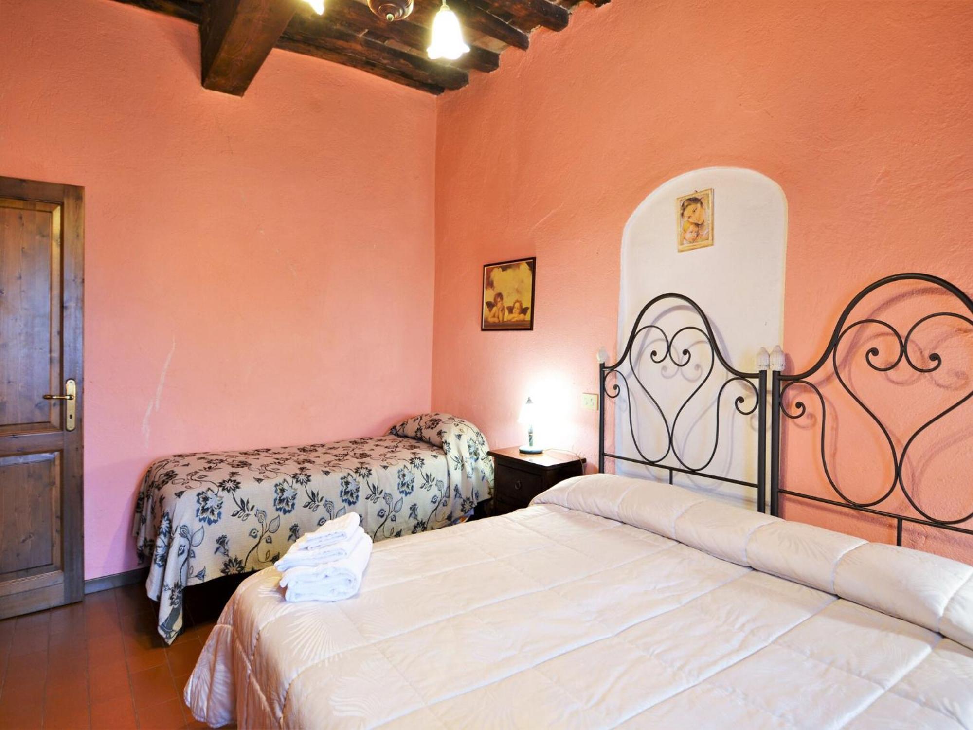 Rustic Holiday Home in Città di Castello with Swimming Pool Exterior foto